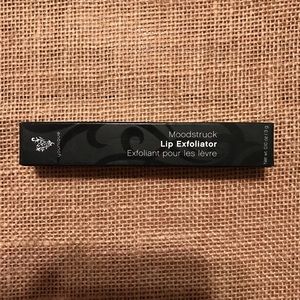 Younique Moodstruck Lip Exfoliator
